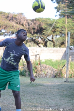 2015_zambia_footballer-20